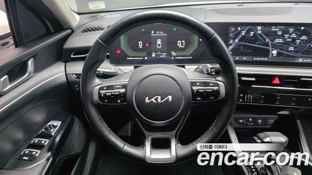 Kia K5 2024 — ფოტო 14/20