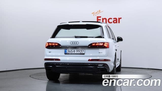 Audi Q7 2025 — Şəkil 4/20