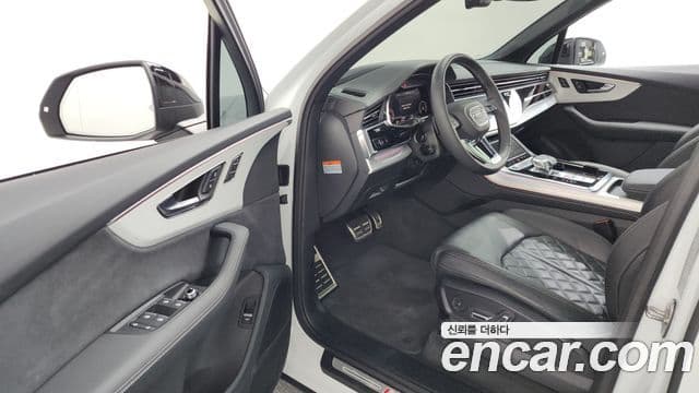 Audi Q7 2025 — Şəkil 10/20