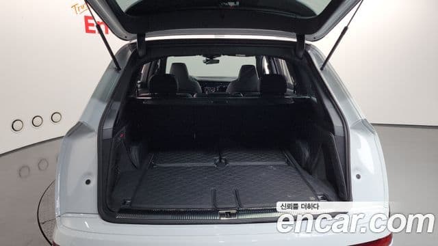 Audi Q7 2025 — Şəkil 19/20