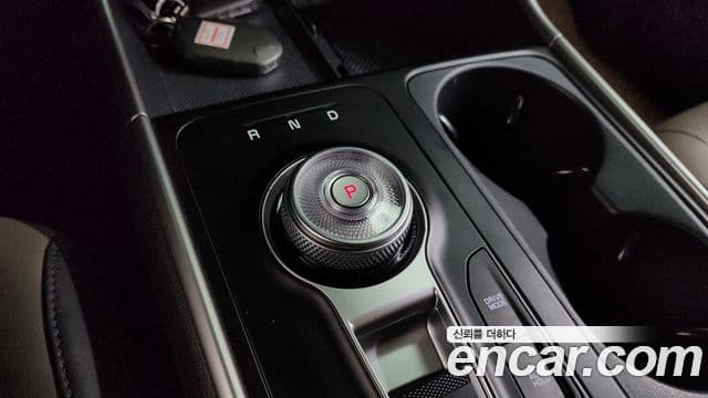 Kia Carnival 2024 — Şəkil 9/20