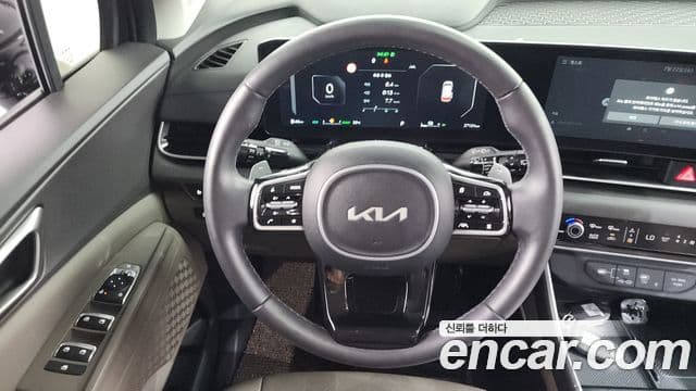 Kia Carnival 2024 — Şəkil 13/20