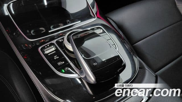 Mercedes-Benz E-Class 2018 — Şəkil 7/19