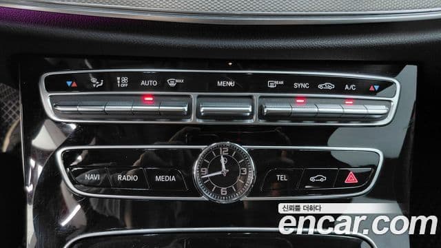 Mercedes-Benz E-Class 2018 — Şəkil 8/19