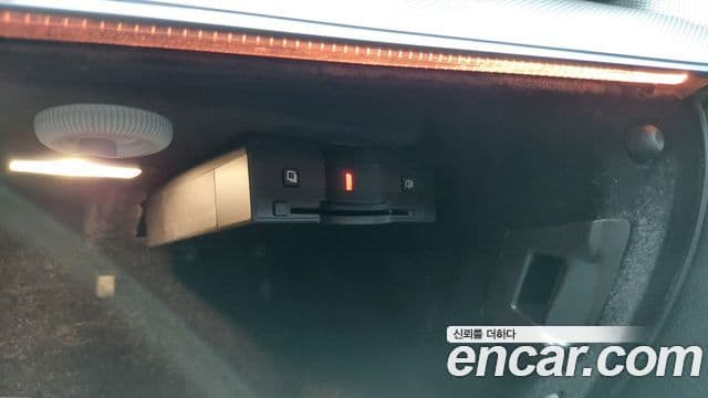 Mercedes-Benz E-Class 2018 — Şəkil 13/19