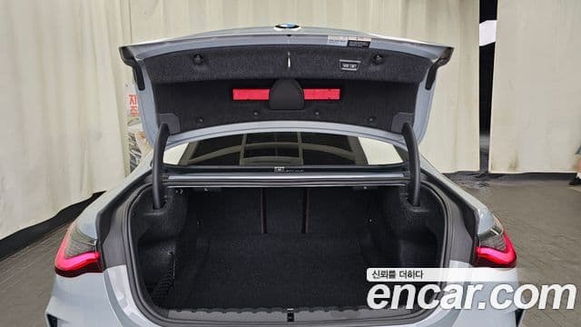 BMW 4 Series 2024 — ფოტო 18/20