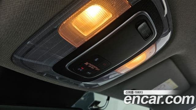Hyundai The New Avante Hybrid 2020 — ფოტო 18/31