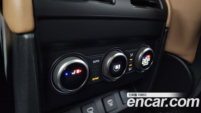 Land Rover Defender 2025 — Şəkil 19/20