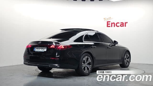 Mercedes-Benz E-Class 2025 — Şəkil 2/20