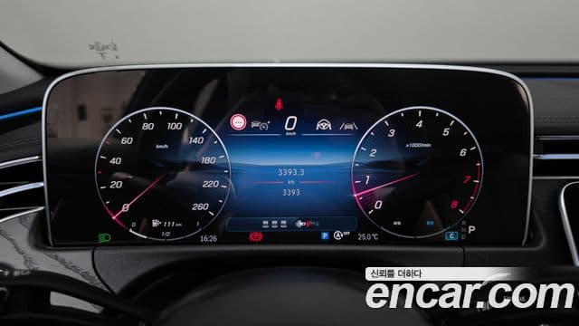 Mercedes-Benz E-Class 2025 — Şəkil 8/20