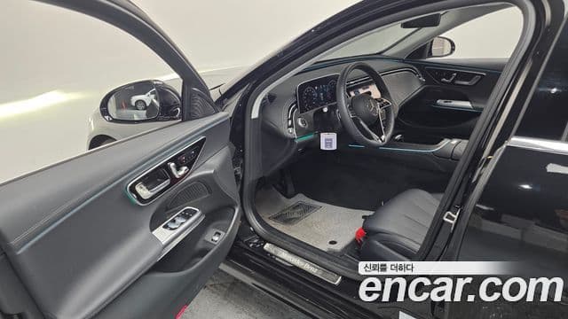 Mercedes-Benz E-Class 2025 — Şəkil 10/20