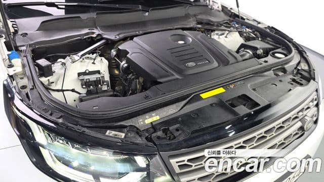 Land Rover Discovery 5 2018 — ფოტო 6/20