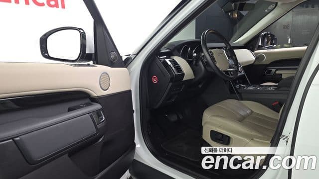 Land Rover Discovery 5 2018 — ფოტო 10/20