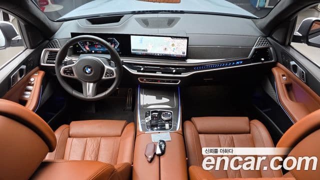 BMW X7 2025 — Фото 10/20