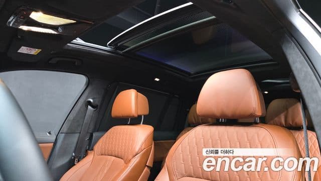 BMW X7 2025 — Фото 18/20