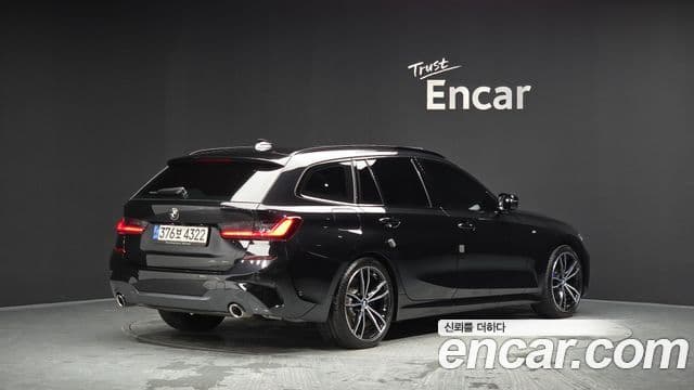 BMW 3 Series 2022 — Şəkil 2/20