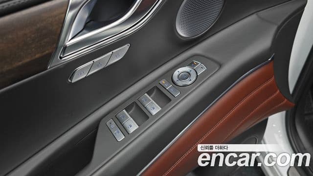 Genesis GV80 2024 — ფოტო 15/20