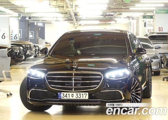 Mercedes-Benz S-Class 2023 — Фото 2/20