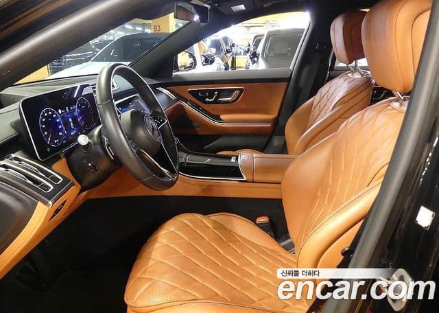 Mercedes-Benz S-Class 2023 — Фото 8/20