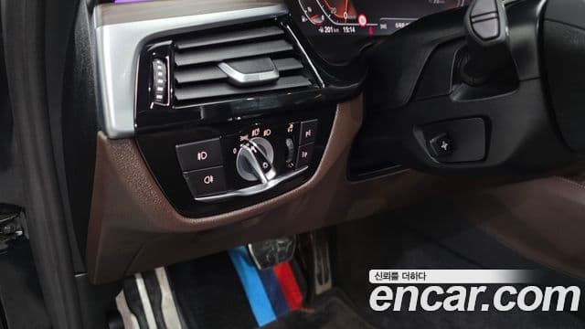 BMW 5 Series 2020 — фото 20 из 20
