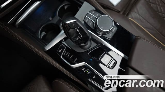 BMW 5 Series 2023 — ფოტო 9/20