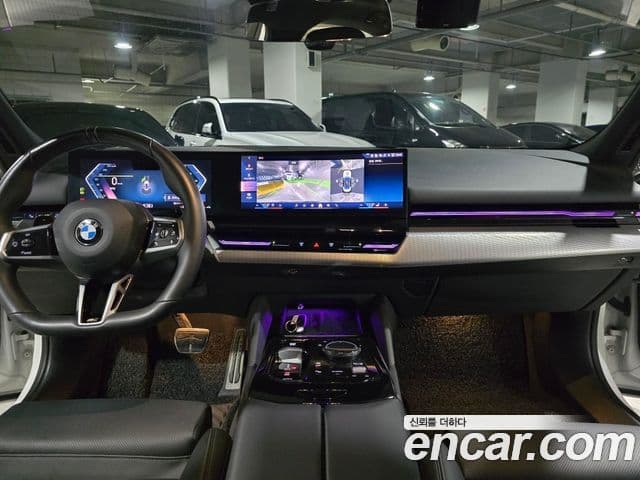 BMW 5 Series 2023 — ფოტო 6/20