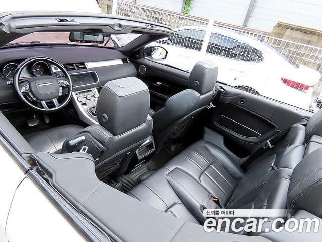 Land Rover Range Rover Evoque 2018 — Şəkil 11/20