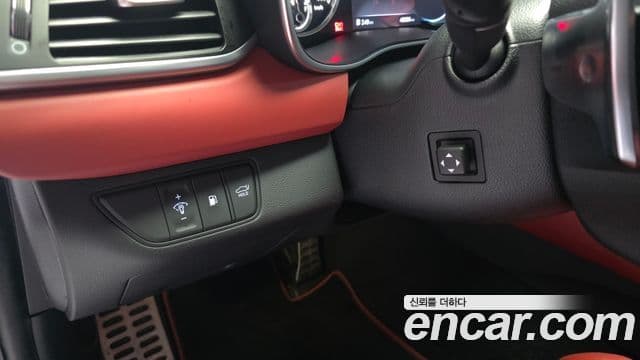 Genesis G70 2021 — Şəkil 19/20