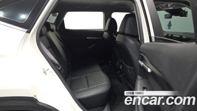 Kia Seltos 2024 — Şəkil 12/20