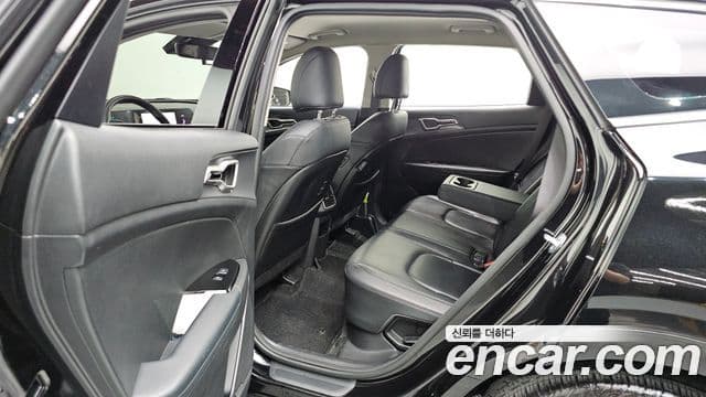 Kia Sportage 2022 — Şəkil 19/20