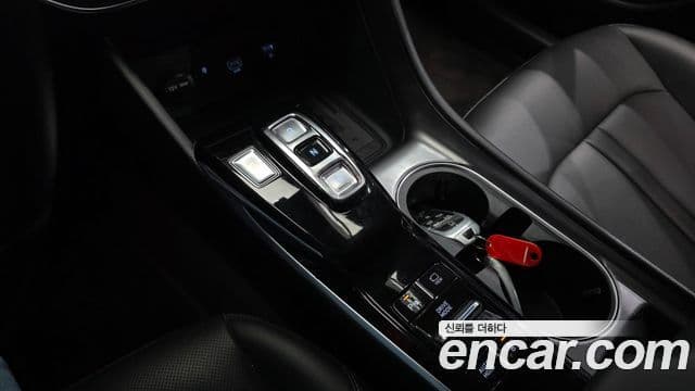 Hyundai Sonata 2021 — фото 9 из 20