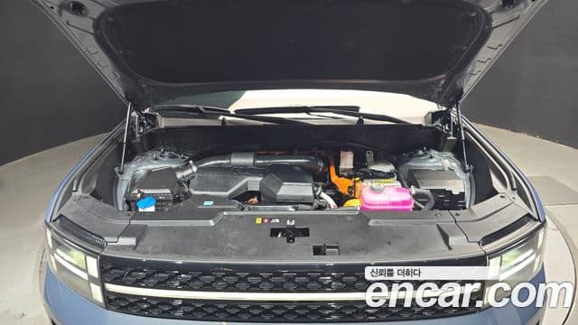 Hyundai Santa Fe 2024 — ფოტო 6/20