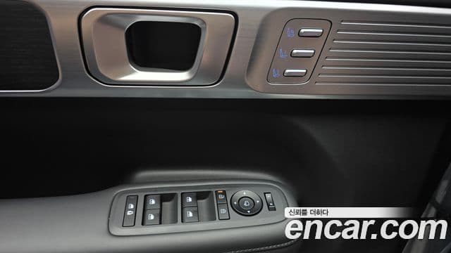 Hyundai Santa Fe 2024 — ფოტო 18/20