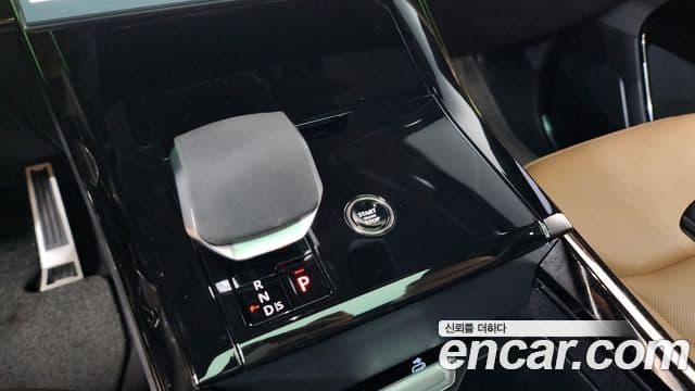 Land Rover Range Rover Sport 2025 — ფოტო 9/20