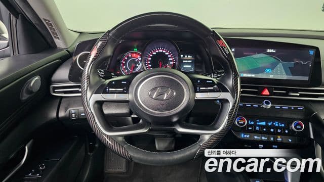 Hyundai Avante 2022 — ფოტო 16/20