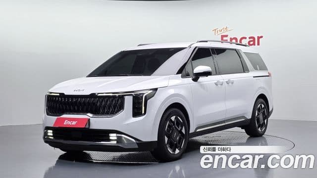 Kia Carnival 2024 — Фото 1/20