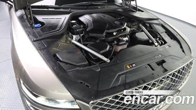 Genesis Electrified G80 2020 — ფოტო 6/20