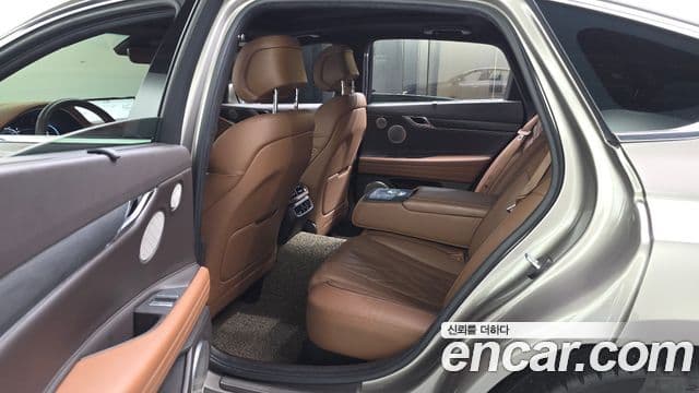 Genesis G80 2020 — Photo 32/35