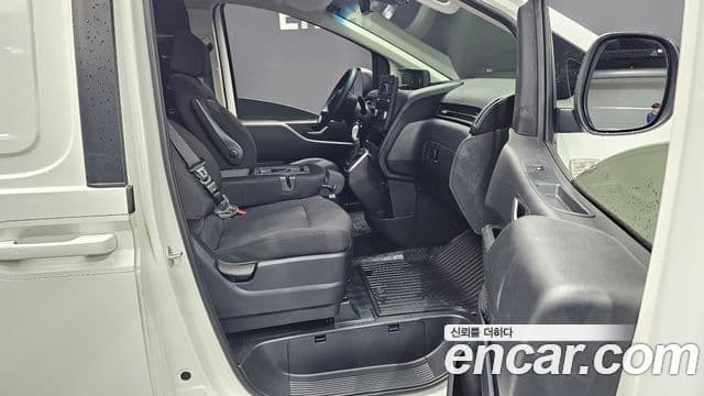 Hyundai Staria 2022 — Şəkil 11/20