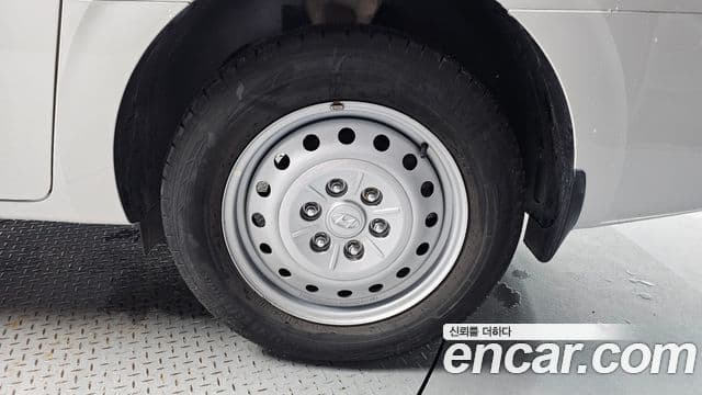 Hyundai Staria 2022 — Photo 20/31