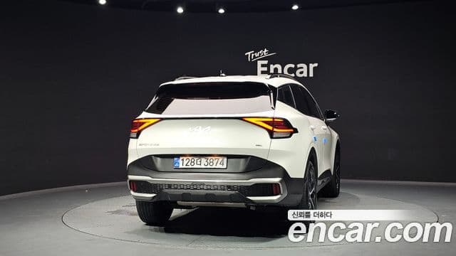Kia Sportage 2022 — Фото 4/20