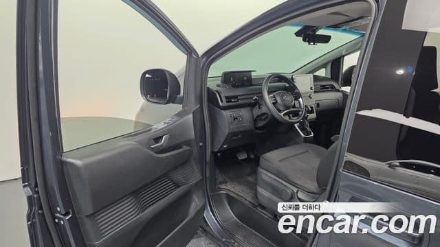 Hyundai Staria 2022 — Şəkil 10/20