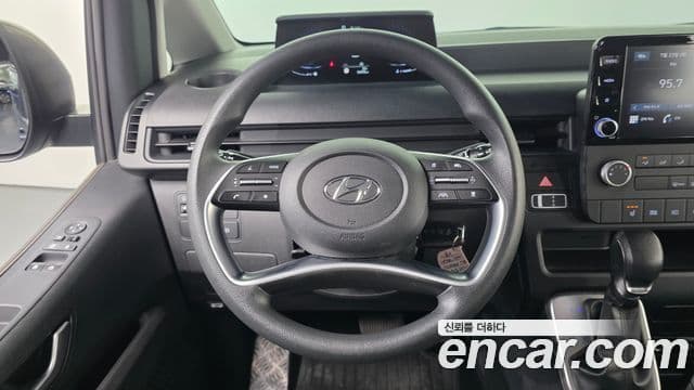 Hyundai Staria 2022 — Şəkil 16/20