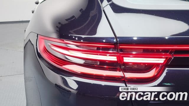 Porsche Panamera 2020 — Photo 10/39