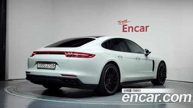 Porsche Panamera 2018 — Şəkil 2/20