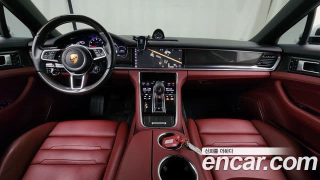 Porsche Panamera 2018 — Şəkil 7/20