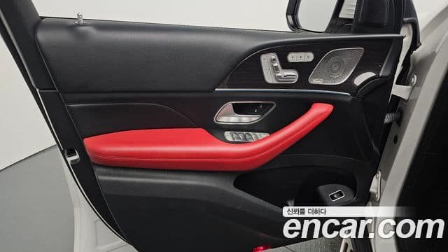 Mercedes-Benz GLE-Class 2023 — Photo 15/36