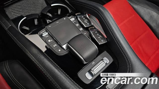 Mercedes-Benz GLE-Class 2023 — Photo 31/36