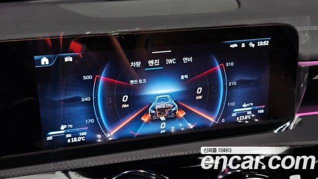 Mercedes-Benz CLA-Class 2025 — Photo 25/33