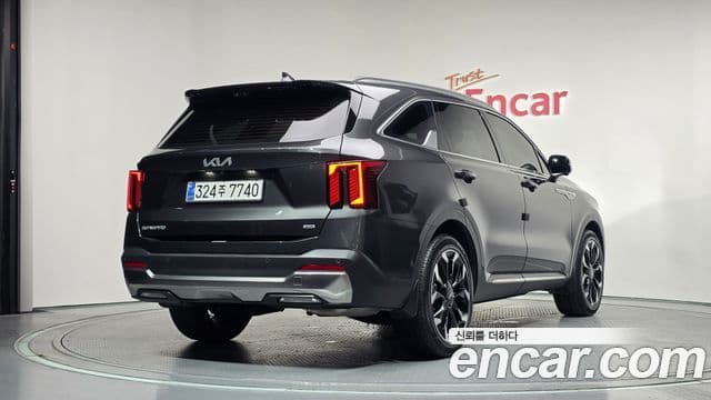 Kia Sorento 2025 — Фото 2/20